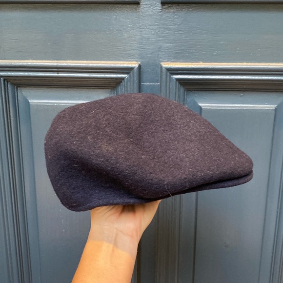 Classic Premium Wool English Newsboy Cap in Navy Blue - Picture 3 of 10